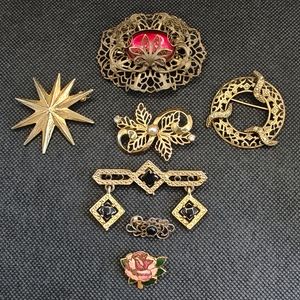 Vintage Brooch set of 7